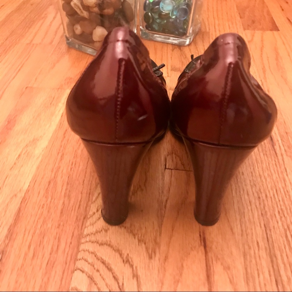 BCBG Patent Leather Pump - Picture 6 of 8